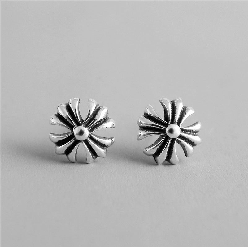 Vintage Flower Beautiful 925 Sterling Silver Stud Earrings