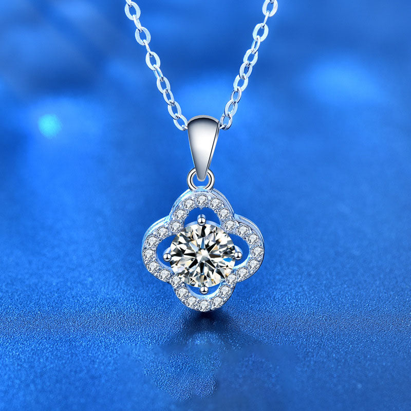 Women Moissanite CZ Hollow Four Leaf Clover Lucky 925 Sterling Silver Necklace