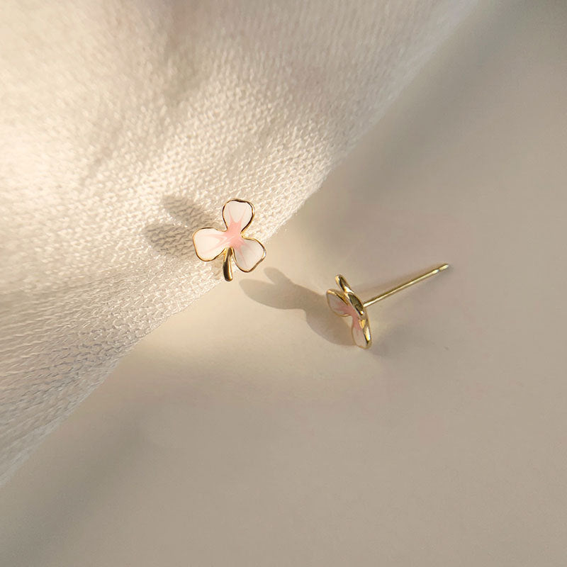 Beautiful Pink Epoxy Three Leaf Flower 925 Sterling Silver Stud Earrings