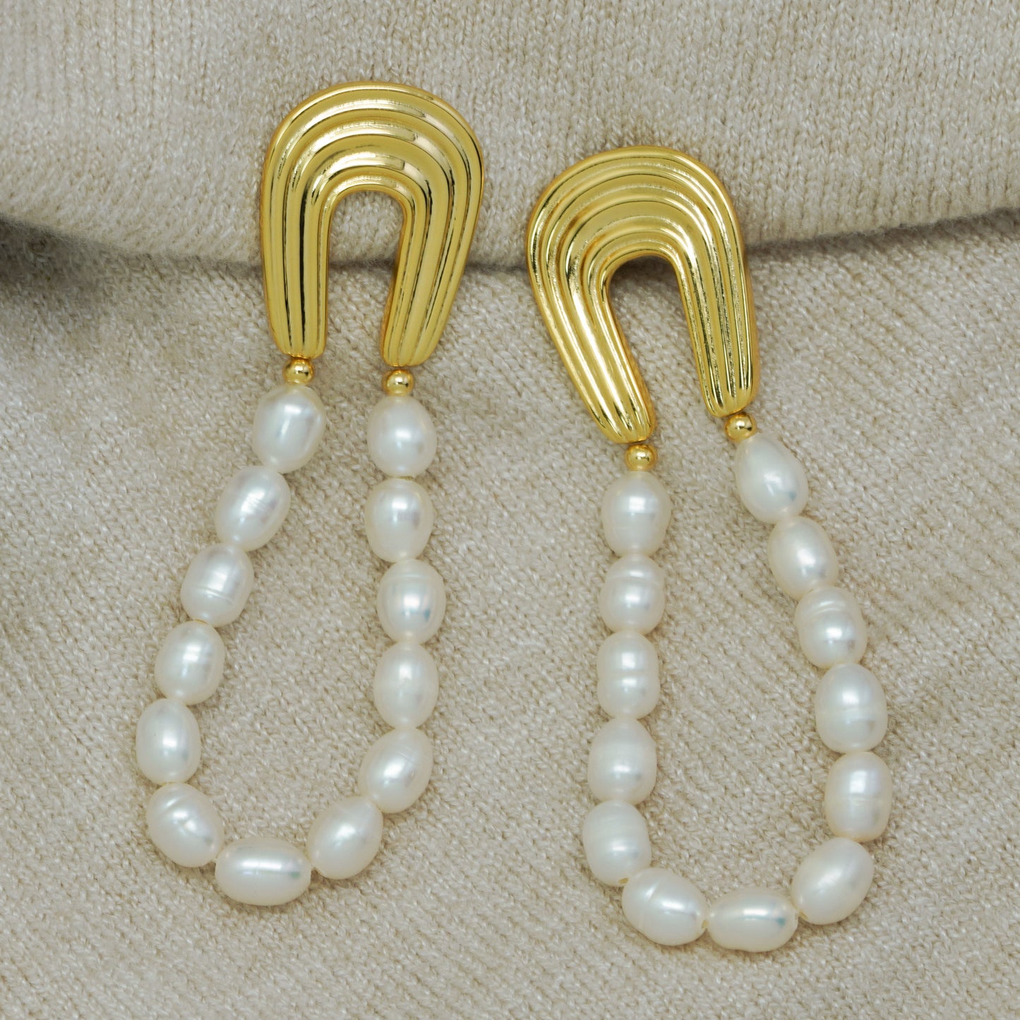 Elegant Natural Pearl U Shape 925 Sterling Silver Dangling Earrings